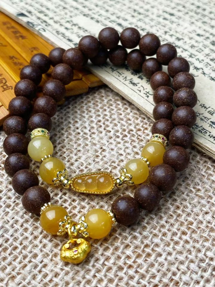 Coffee Bean Strand · 38 Beads
