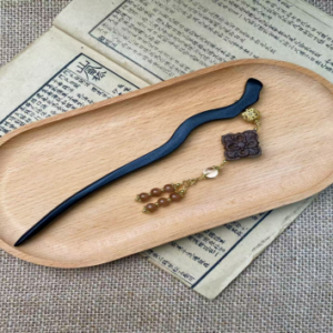 Hairpin with Tibeten Herbal Pendant